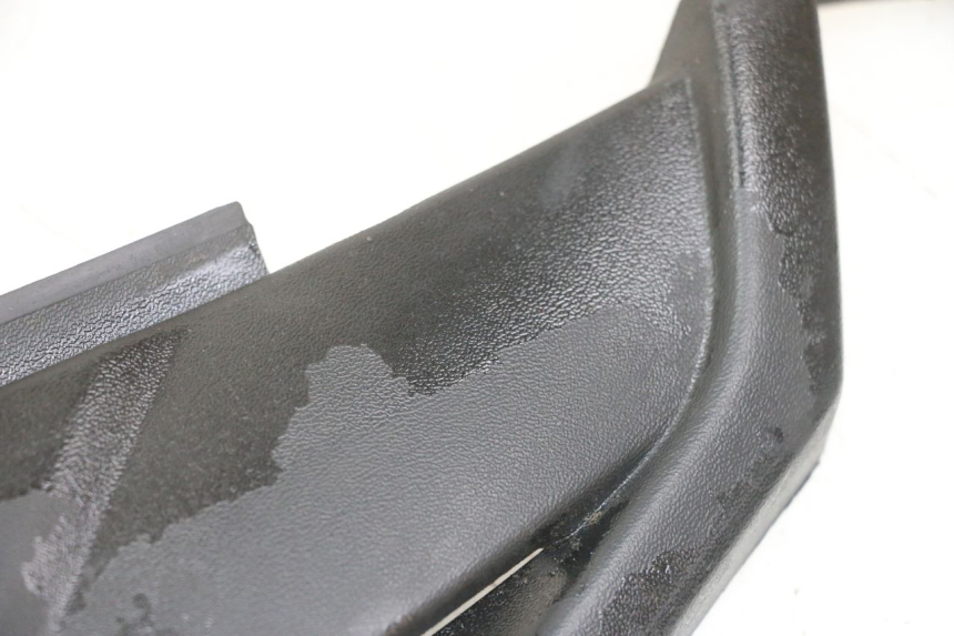 photo de SOTTOPEDANA POSTERIORE DESTRA YAMAHA YP X-MAX XMAX 400 (2014 - 2017) - Altra angolazione