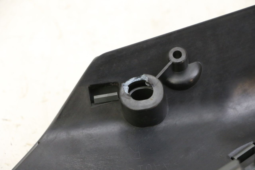 photo de SOTTOPEDANA POSTERIORE DESTRA SEGWAY NINEBOT ZT3 PRO 1 - Dettaglio del componente