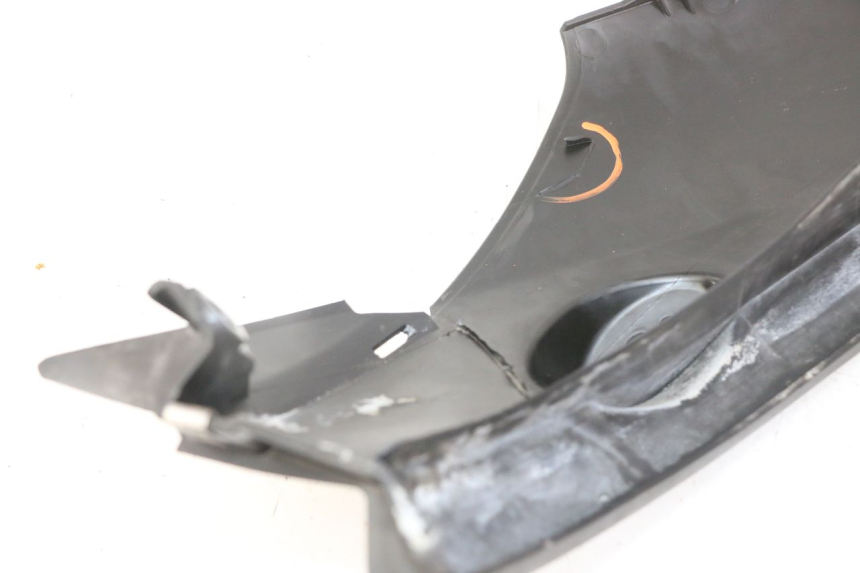 photo de BASAMENTO POSTERIORE SINISTRO PIAGGIO MP3 LT 300 (2010 - 2016) - Dettaglio del componente