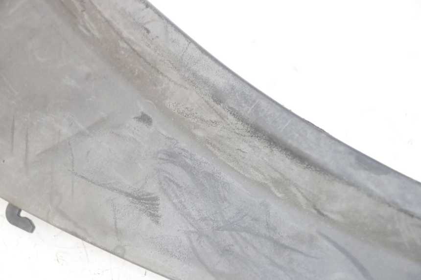 photo de BASAMENTO POSTERIORE SINISTRO PIAGGIO MP3 LT 300 (2010 - 2016) - Dettagli dei punti di fissaggio