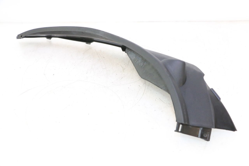 photo de BASAMENTO POSTERIORE SINISTRO PIAGGIO MP3 LT 300 (2010 - 2016) - Stato della superficie e materiale