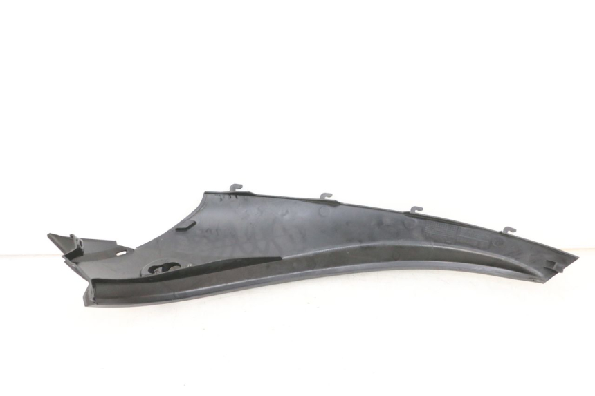 photo de SOTTOPEDANA POSTERIORE SINISTRA PIAGGIO MP3 RL 250 (2006 - 2010) - Zoom sullo stato d'uso