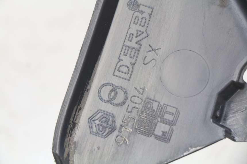 photo de BASSO DELLA SCATOLA POSTERIORE SINISTRA GILERA NEXUS 125 (2009 - 2013) - Dettaglio del componente