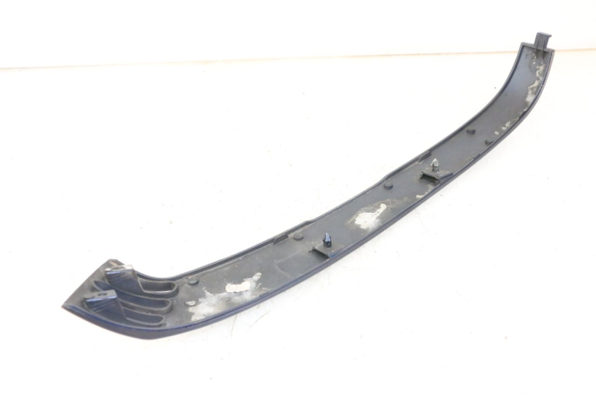 photo de SOTTOPEDANA POSTERIORE SINISTRA PIAGGIO VESPA LX 150 (2005 - 2013) - Altra angolazione