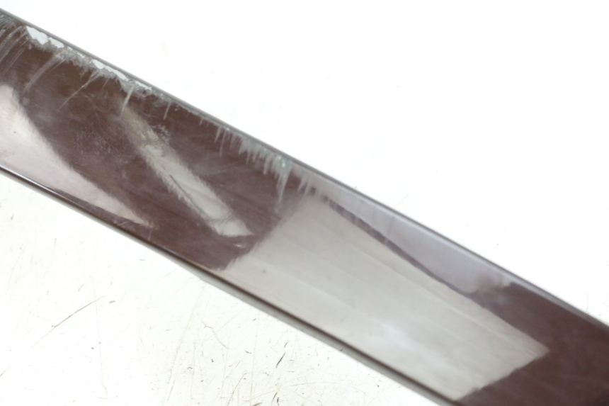 photo de SOTTOPEDANA POSTERIORE SINISTRA PIAGGIO VESPA LX IE 125 (2010 - 2012) - Dettagli dei punti di fissaggio