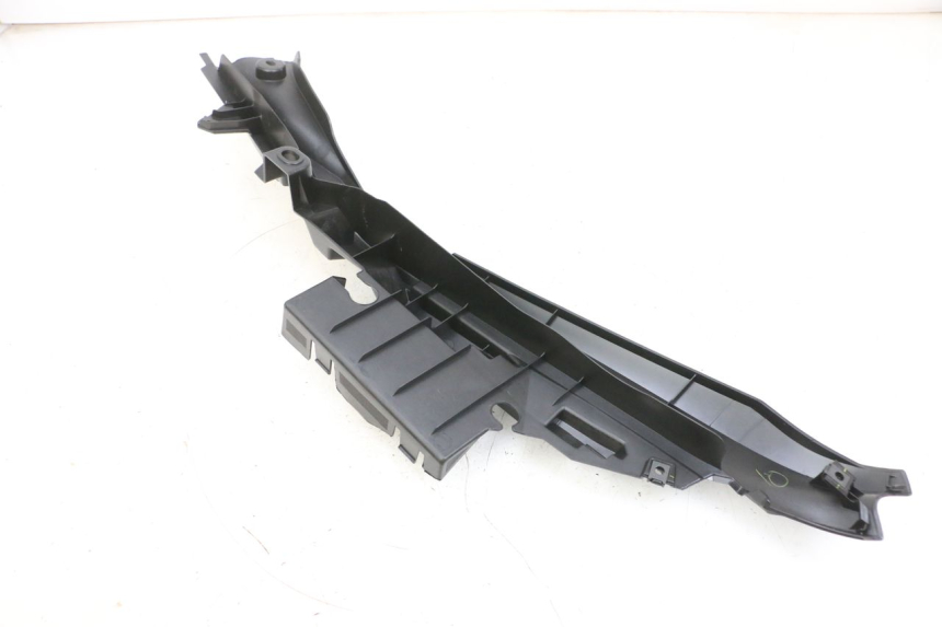 photo de SOTTOPEDANA POSTERIORE SINISTRA YAMAHA TRICITY 300 (2020 - 2024) - Zoom sullo stato d'uso