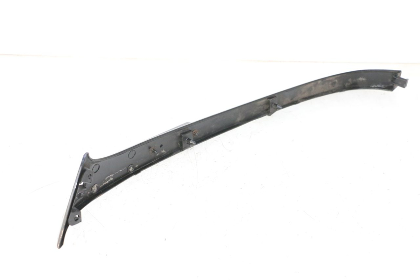 photo de BASSO SCARICO POSTERIORE SINISTRO PIAGGIO VESPA S 2T 50 (2007 - 2014) - Dettagli dei punti di fissaggio