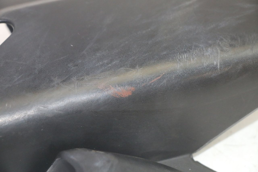 photo de SOTTOPEDANA POSTERIORE SINISTRA YAMAHA XMAX X-MAX 125 (2006 - 2009) - Zoom sullo stato d'uso