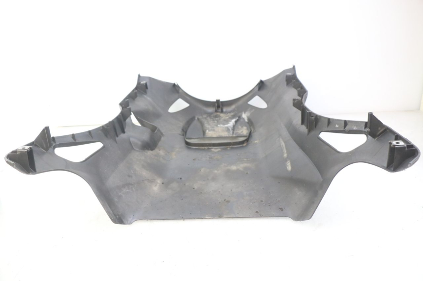 photo de FIANCHETTI INFERIORE APRILIA ATLANTIC 500 (2002 - 2003) - Dettagli dei punti di fissaggio