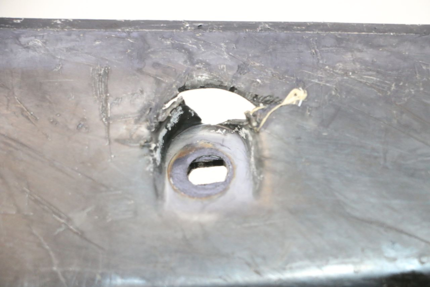 photo de SOTTOPEDANA MBK BOOSTER SPIRIT 50 (1996 - 1999) - Dettaglio del componente
