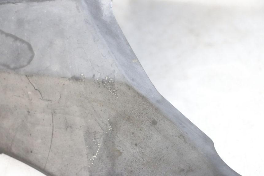 photo de FIANCHETTI INFERIORE SUZUKI BURGMAN 125 (2007 - 2014) - Primo piano tecnico