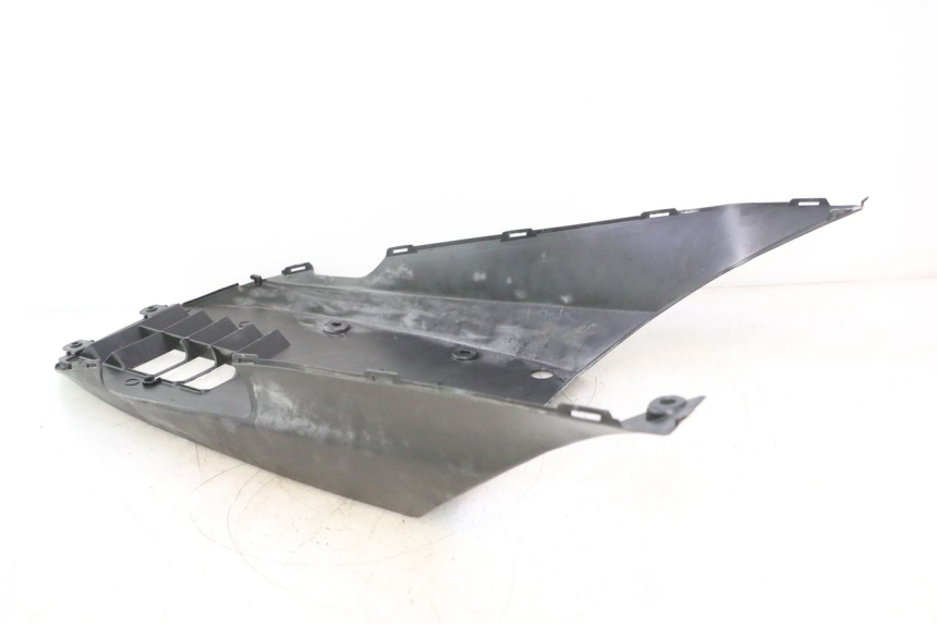 photo de FIANCHETTI INFERIORE SUZUKI BURGMAN 125 (2007 - 2014) - Altra angolazione