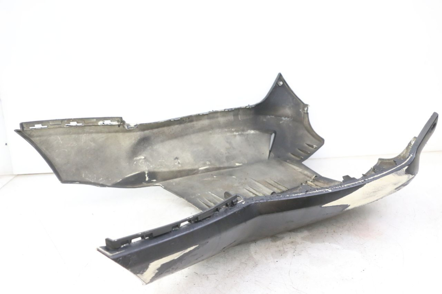 photo de FIANCHETTI INFERIORE PEUGEOT CITYSTAR 50 (2013 - 2017) - Primo piano tecnico