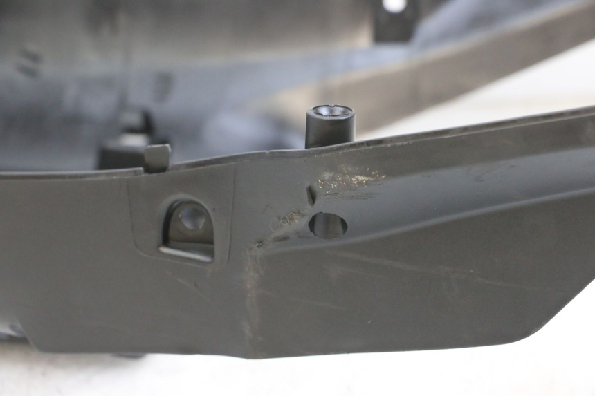 photo de FIANCHETTI INFERIORE SYM CROX 4T 50 (2016 - 2023) - Primo piano tecnico