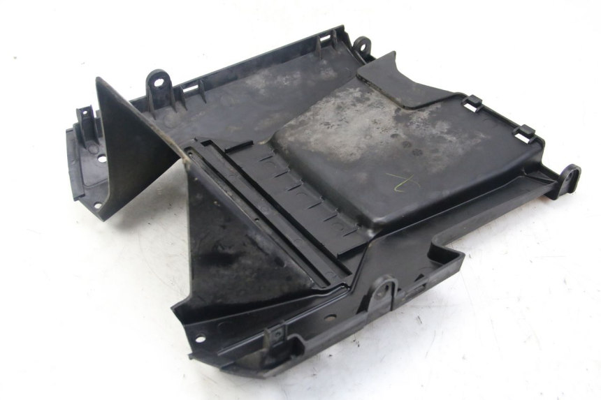 photo de FIANCHETTI INFERIORE KYMCO DINK STREET 125 (2009 - 2014) - Dettagli dei punti di fissaggio