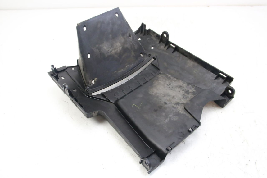 photo de FIANCHETTI INFERIORE KYMCO DINK STREET 125 (2009 - 2014) - Marcature e riferimenti originali