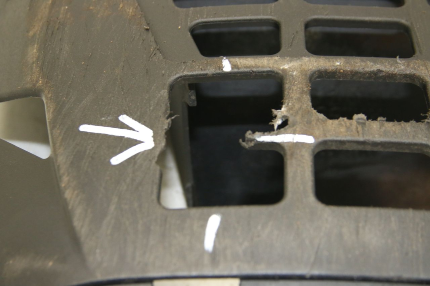 photo de FIANCHETTI INFERIORE KYMCO DOWNTOWN ABS 125 (2015 - 2017) - Caratteristiche distintive