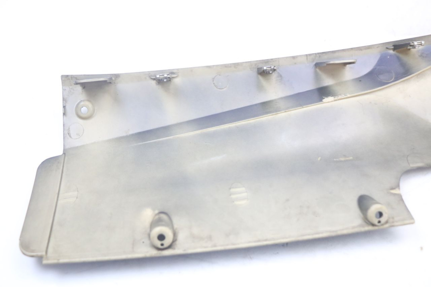 photo de FIANCATA DESTRA QUADRO 3D S 350 (2013 - 2018) - Stato della superficie e materiale