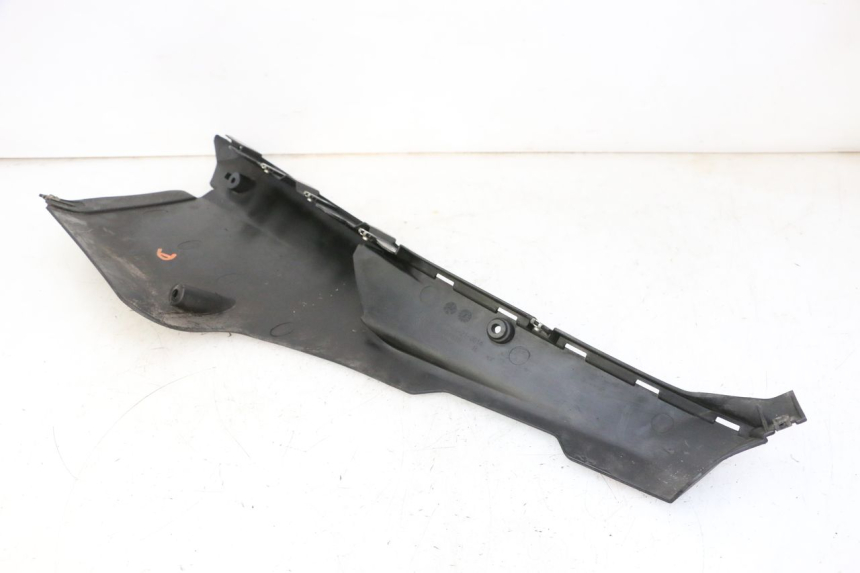 photo de SOTTOPEDANA DESTRA QUADRO 4 4D 350 (2015 - 2018) - Stato della superficie e materiale