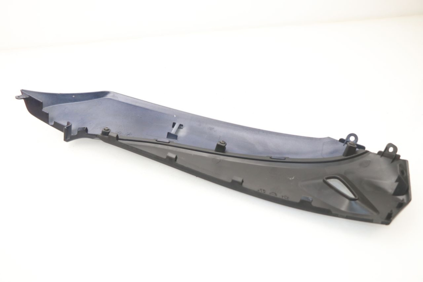 photo de SOTTOPEDANA DESTRA KYMCO AGILITY CITY 16P 125 (2015 - 2021) - Altra vista dell'articolo