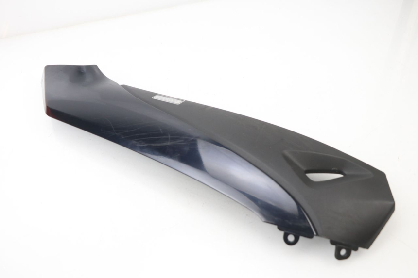 photo de SOTTOPEDANA DESTRA KYMCO AGILITY CITY 16P 125 (2015 - 2021) - Zoom sullo stato d'uso