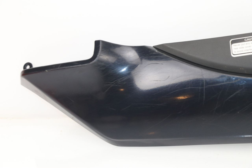 photo de SOTTOPEDANA DESTRA KYMCO AGILITY CITY 16P 125 (2015 - 2021) - Dettagli dei punti di fissaggio