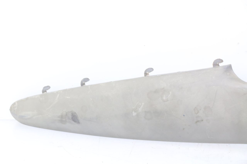 photo de BASSO DELLA SCATOLA DESTRA HONDA BALI EX 100 (1996 - 2000) - Altra vista dell'articolo