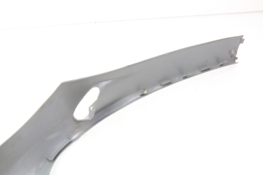 photo de BASSO DELLA SCATOLA DESTRA HONDA BALI EX 100 (1996 - 2000) - Primo piano tecnico