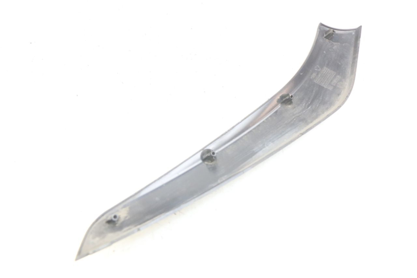 photo de BASSO DELLA SCATOLA DESTRA PIAGGIO BEVERLY 125 (2010 - 2015) - Dettaglio del componente