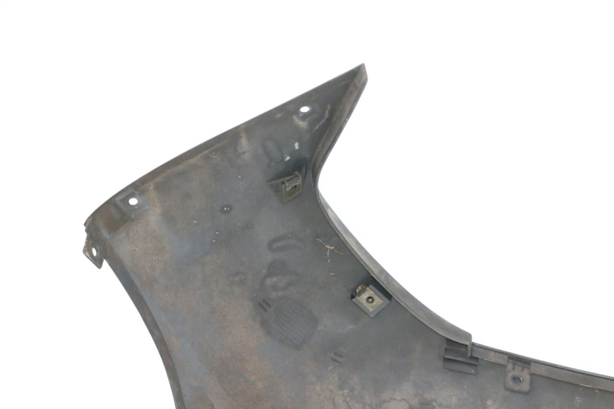 photo de BASSO DELLA SCATOLA DESTRA BMW C1 125 (2000 - 2003) - Dettagli dei punti di fissaggio