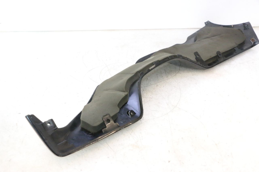 photo de SOTTOPEDANA DESTRA SUZUKI BURGMAN EXECUTIVE ABS 650 (2006 - 2012) - Altra vista dell'articolo