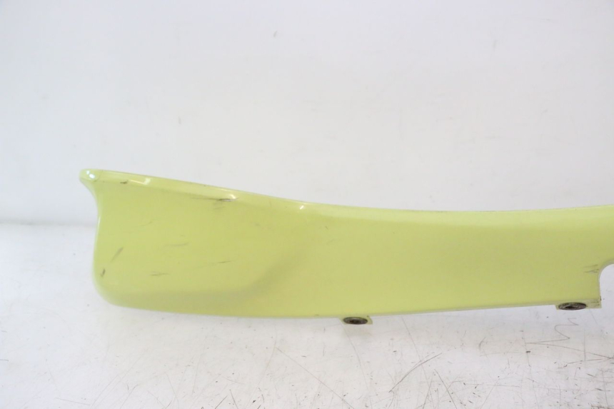 photo de BASSO DELLA SCATOLA DESTRA BMW C1 125 (2000 - 2003) - Primo piano ad alta risoluzione