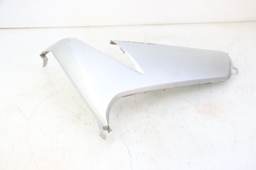 photo de BASSO DELLA SCATOLA DESTRA PEUGEOT CITYSTAR 50 (2013 - 2017) - Dettagli dei punti di fissaggio