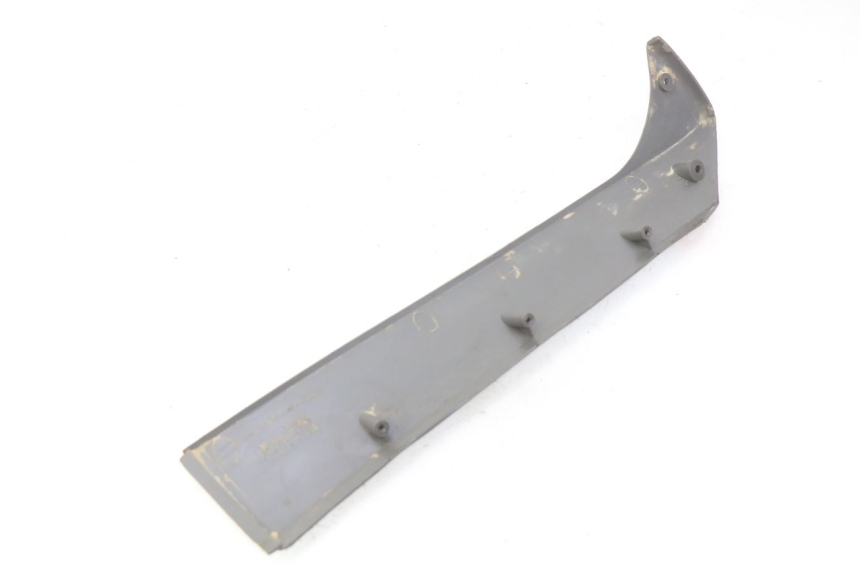 photo de BASSO DELLA SCATOLA DESTRA SUZUKI CP 80 (1985 - 1996) - Zoom sullo stato d'uso