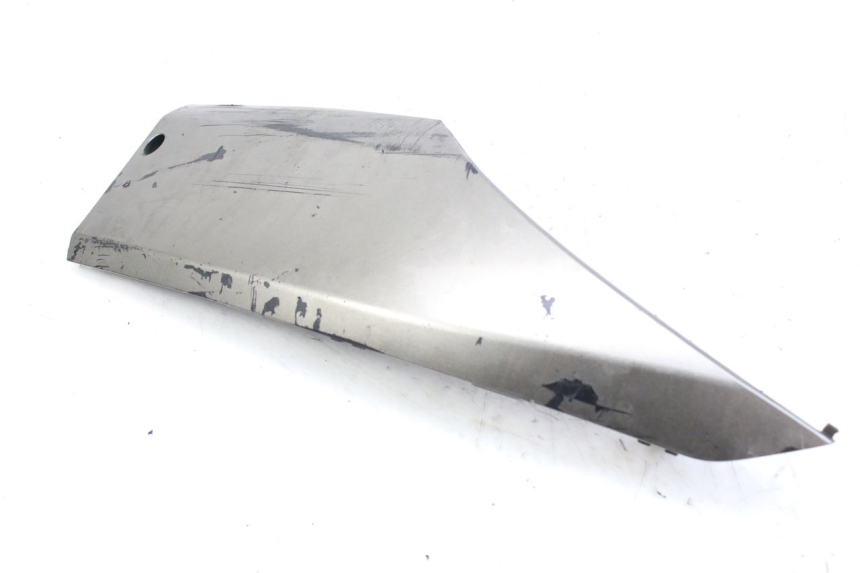 photo de BASSO DELLA SCATOLA DESTRA HONDA FES S-WING SWING ABS 125 (2007 - 2015) - Dettagli dei punti di fissaggio