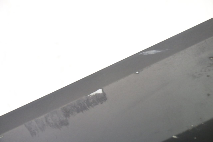 photo de SOTTOPEDANA DESTRA SYM FIDDLE 3 III 50 (2014 - 2020) - Primo piano tecnico