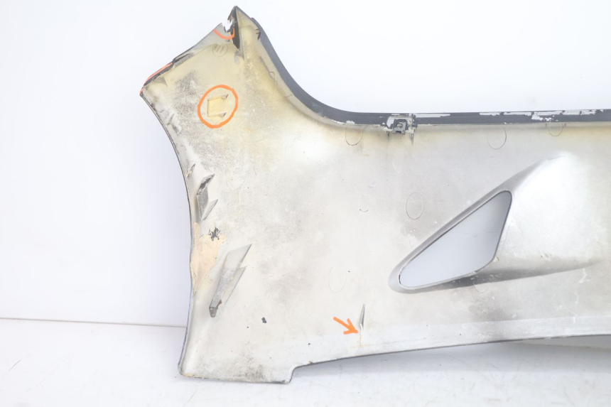 photo de SOTTOPEDANA DESTRA HONDA FJS SILVER WING SILVERWING 400 (2005 - 2008) - Marcature e riferimenti originali