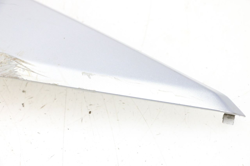 photo de SOTTOPEDANA DESTRA MBK FLAME X 125 (2007 - 2016) - Primo piano ad alta risoluzione