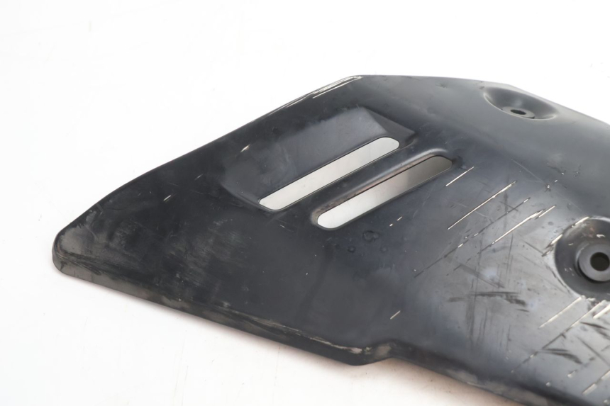 photo de Fondo destro del telaio SUZUKI GSR 600 (2005 - 2012) - Dettaglio del componente