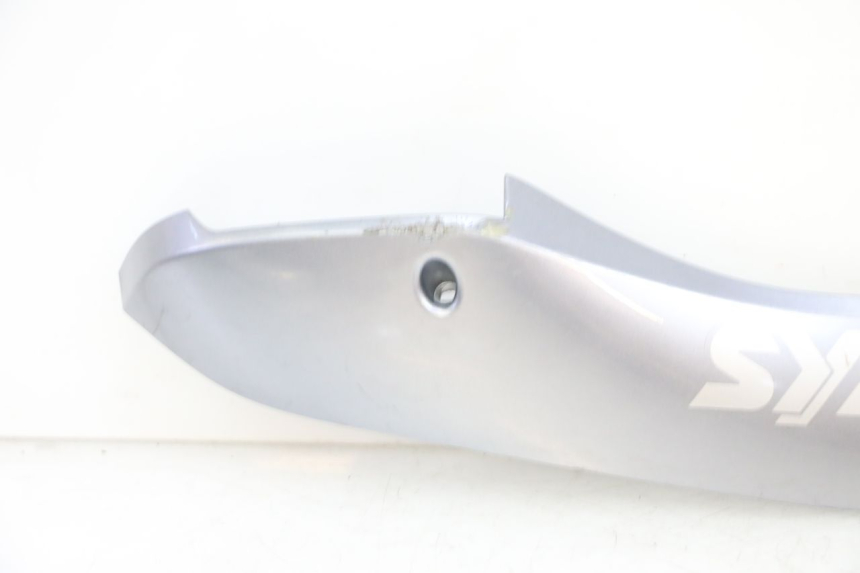 photo de SOTTOPEDANA DESTRA SYM GTS EVO 125 (2009 - 2013) - Zoom qualità usato