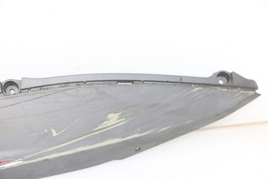 photo de BASSO DELLA SCATOLA DESTRA SYM JET 14 4T 50 (2018 - 2022) - Altra vista dell'articolo