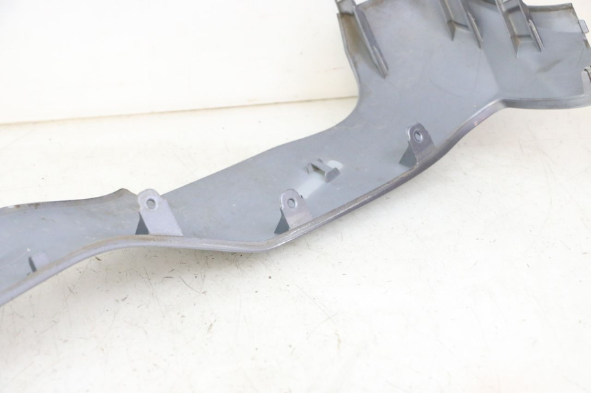 photo de SOTTOPEDANA DESTRA SYM JOYMAX 125 (2010 - 2017) - Zoom sullo stato d'uso