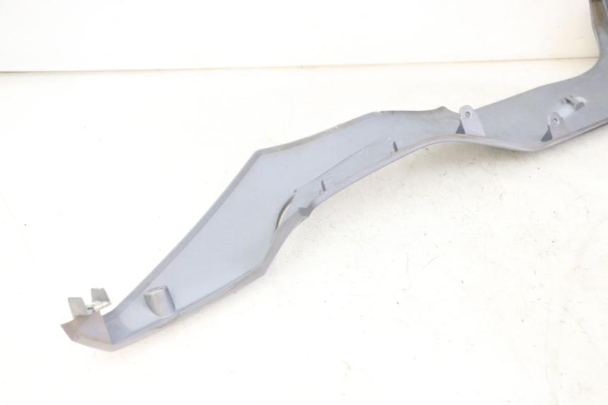 photo de SOTTOPEDANA DESTRA SYM JOYMAX 125 (2010 - 2017) - Altra angolazione