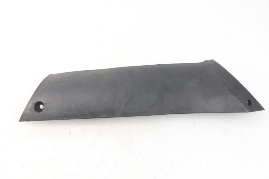 photo de BASSO DELLA SCATOLA DESTRA PEUGEOT KISBEE 2T 50 (2010 - 2017) - Dettaglio del componente