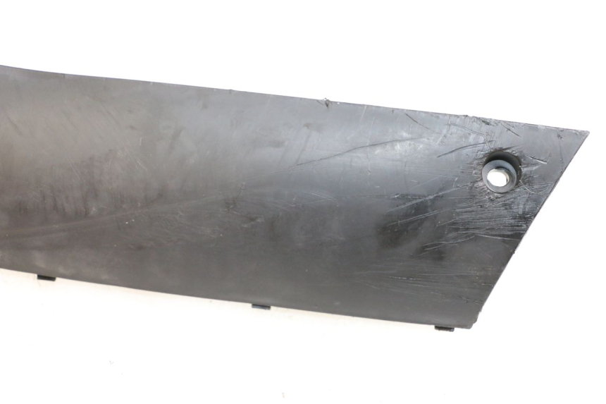 photo de BASSO DELLA SCATOLA DESTRA PEUGEOT KISBEE 4T 50 (2018 - 2022) - Primo piano tecnico