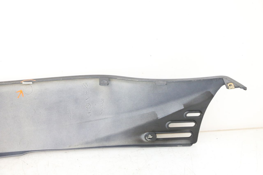 photo de Fondo destro del telaio KYMCO XCITING 500 (2007 - 2010) - Caratteristiche distintive