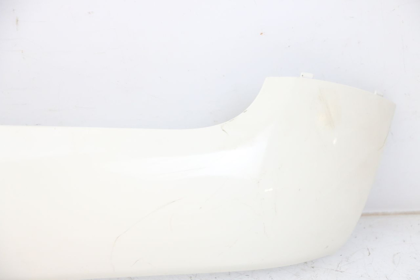 photo de BASSO DELLA SCATOLA DESTRA KYMCO LIKE 125 (2009 - 2016) - Zoom sui componenti