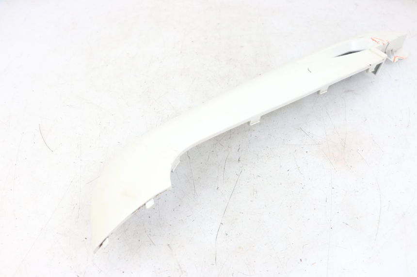 photo de BASSO DELLA SCATOLA DESTRA KYMCO LIKE 125 (2009 - 2016) - Primo piano tecnico