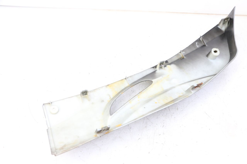 photo de SOTTOPEDANA DESTRA LONGJIA SHARPY 125 (2020 - 2024) - Dettaglio del componente