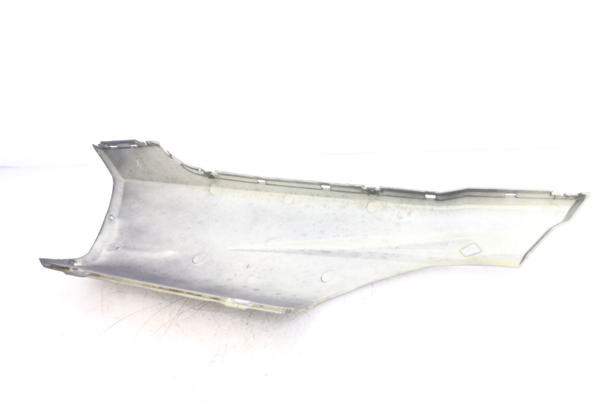 photo de SOTTOPEDANA DESTRA KEEWAY MATRIX RX9 125 (2006 - 2007) - Dettagli dei punti di fissaggio